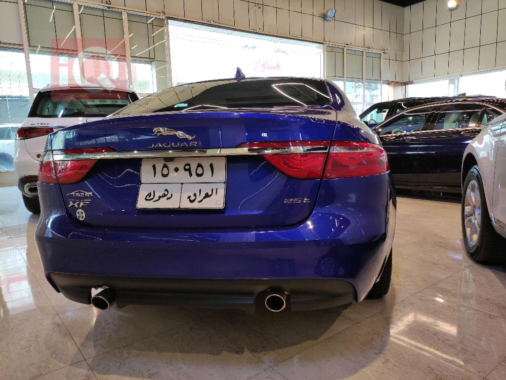 جاكوار XF